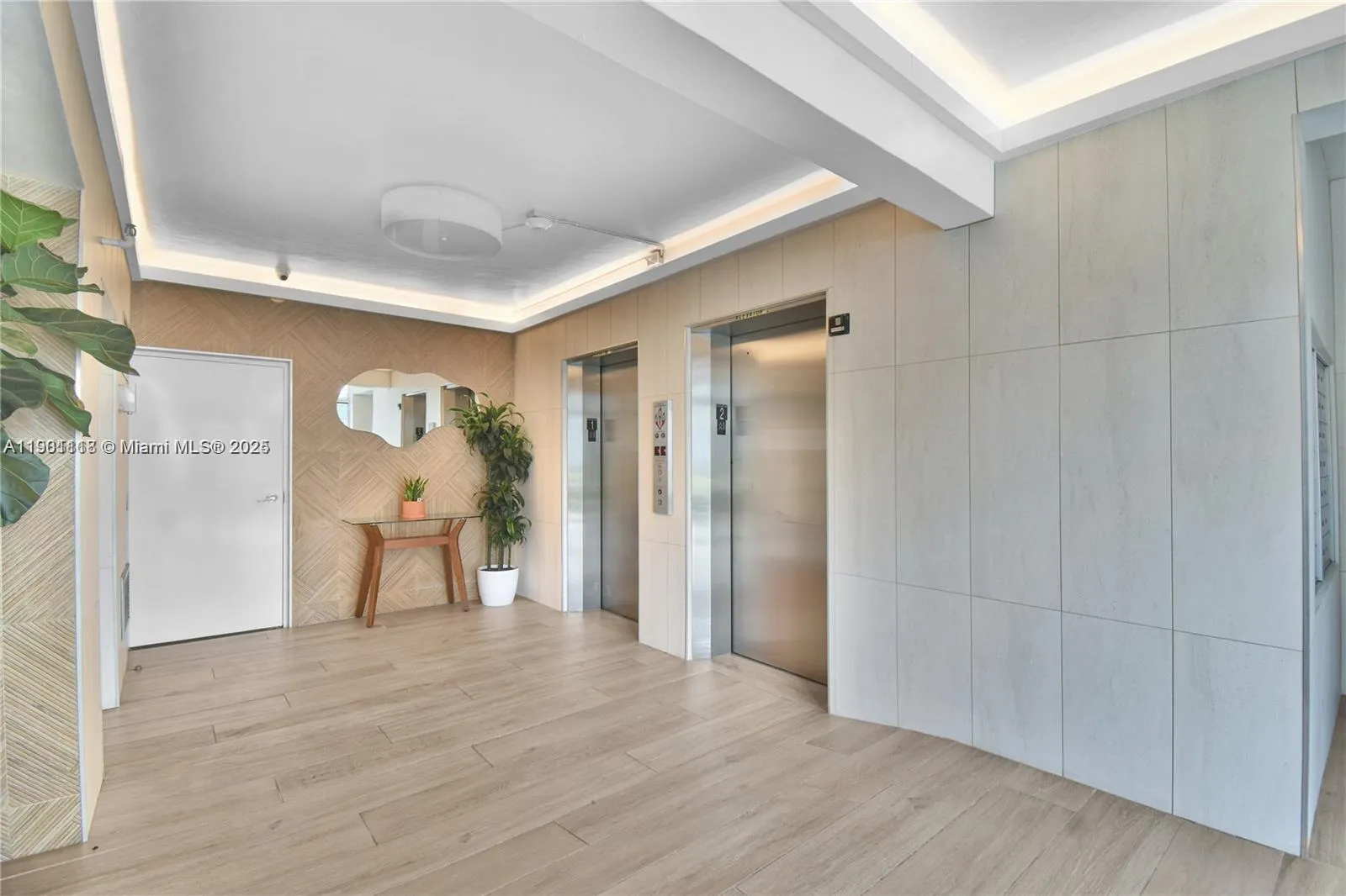 1331 Lincoln Rd # 804, Miami Beach FL 33139