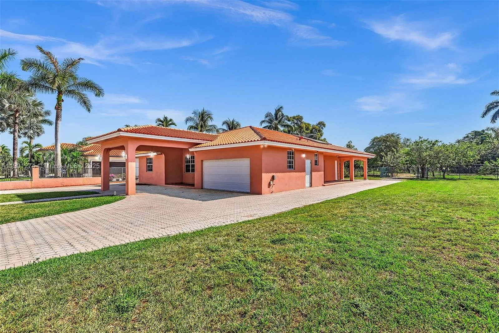 5 bedroom 4 bath for sale at 279 NW 119th Ave., Miami FL 33182