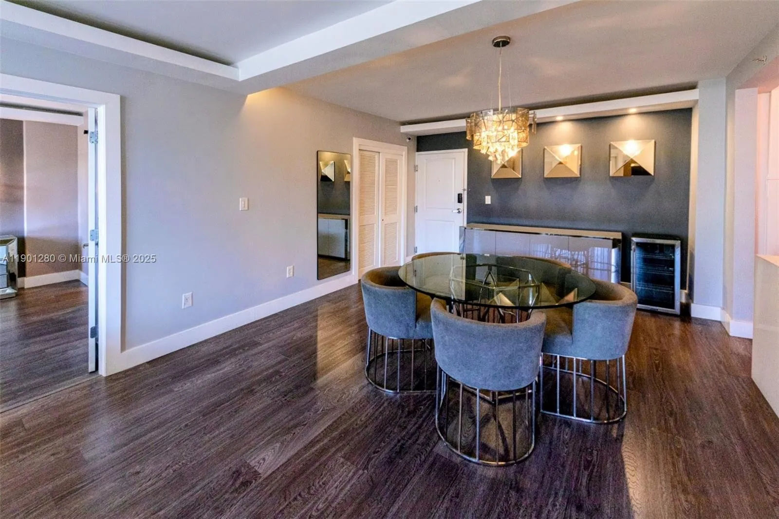 401 69th St # 212, Miami Beach FL 33141