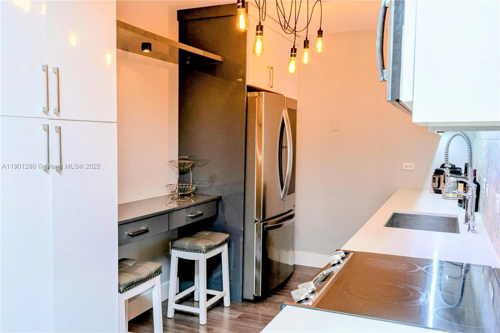 401 69th St # 212, Miami Beach FL 33141