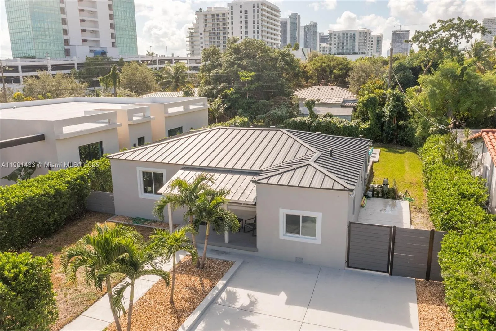 260 NE 46th St, Miami FL 33137