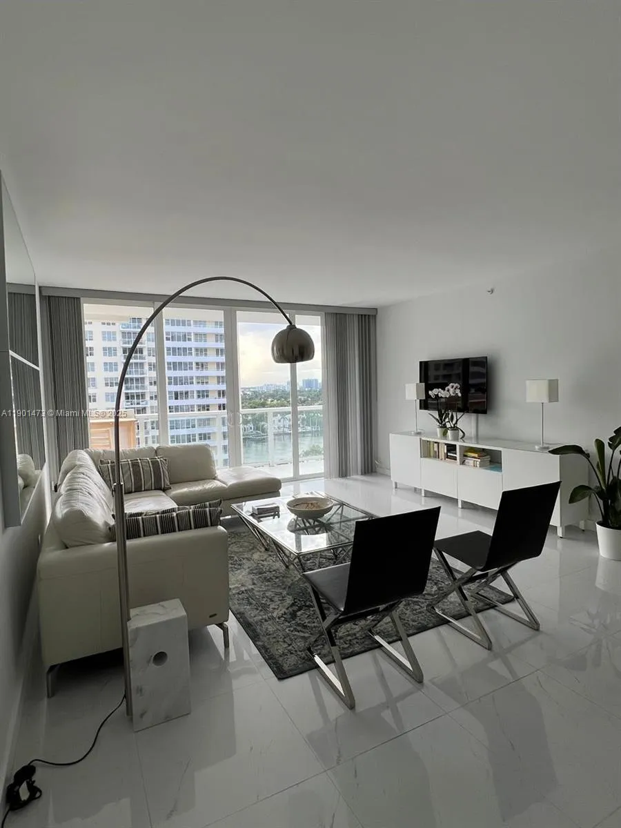 5601 Collins Ave # 1115, Miami Beach FL 33140