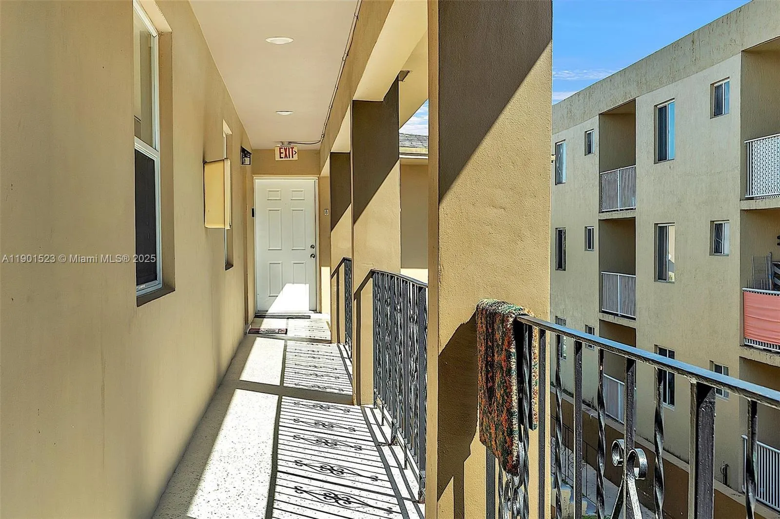 225 SW 18th Ave, Miami FL 33135