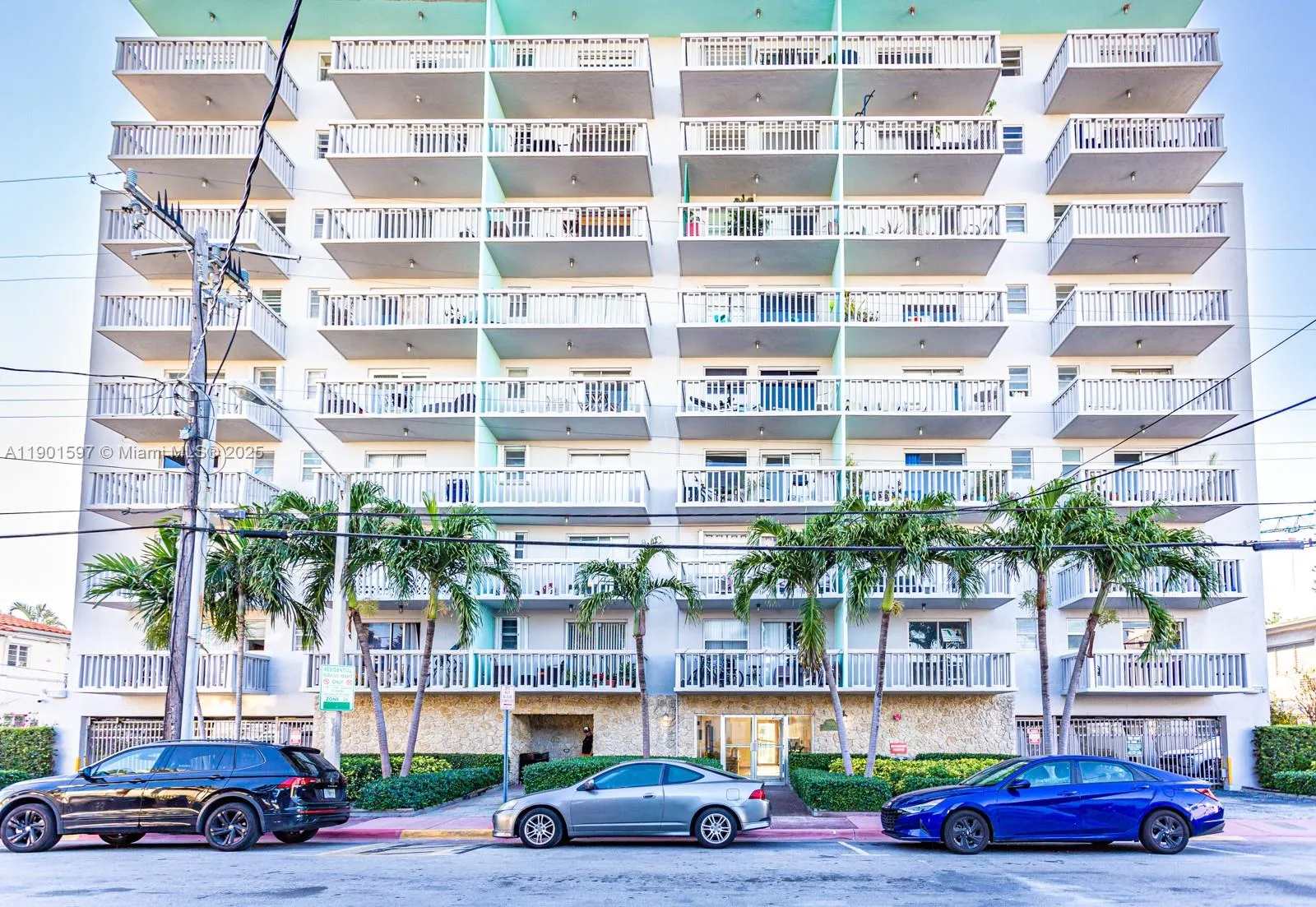 7620 Carlyle Ave # 205, Miami Beach FL 33141