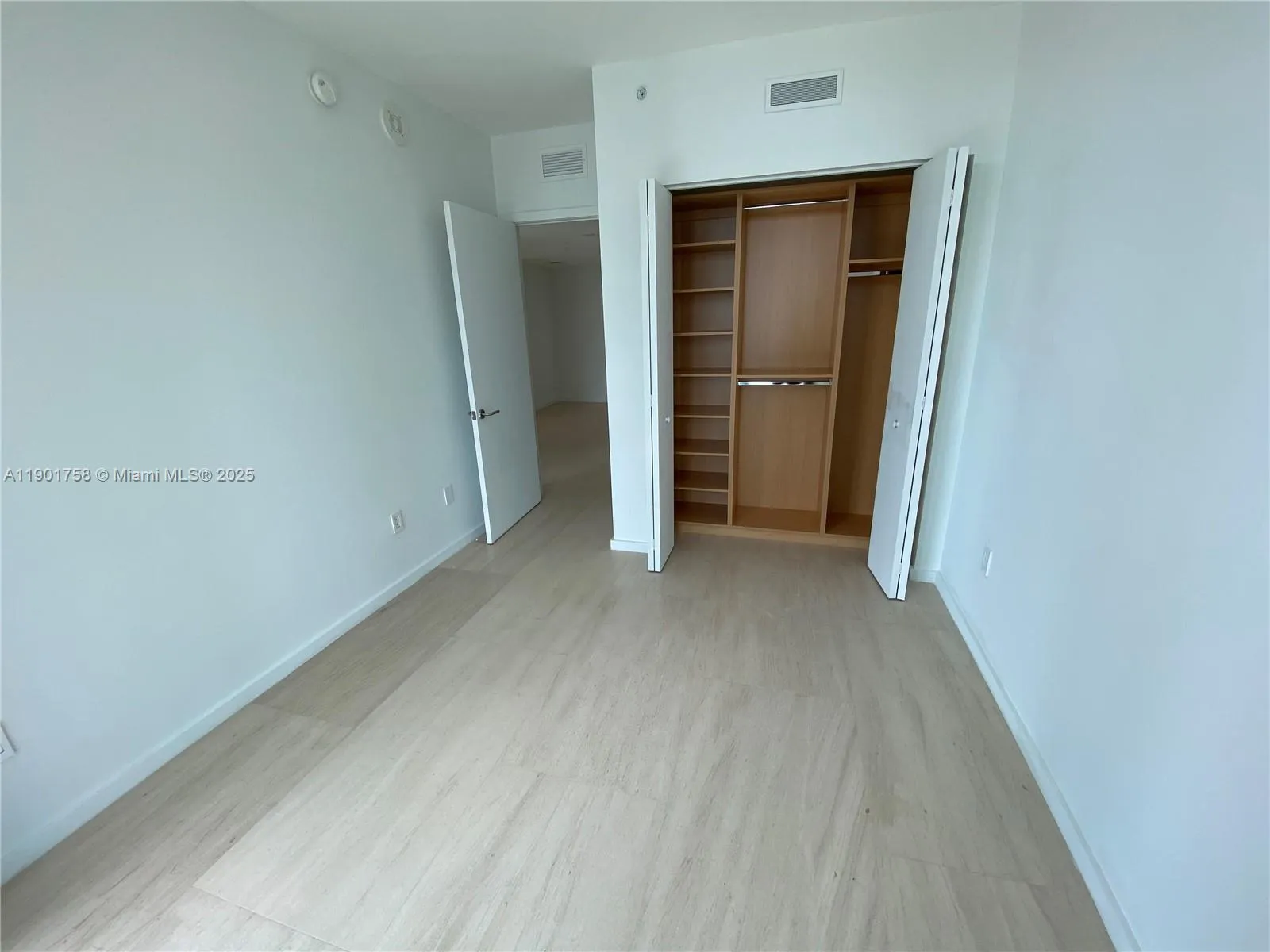 1300 S Miami Ave # 2405, Miami FL 33131