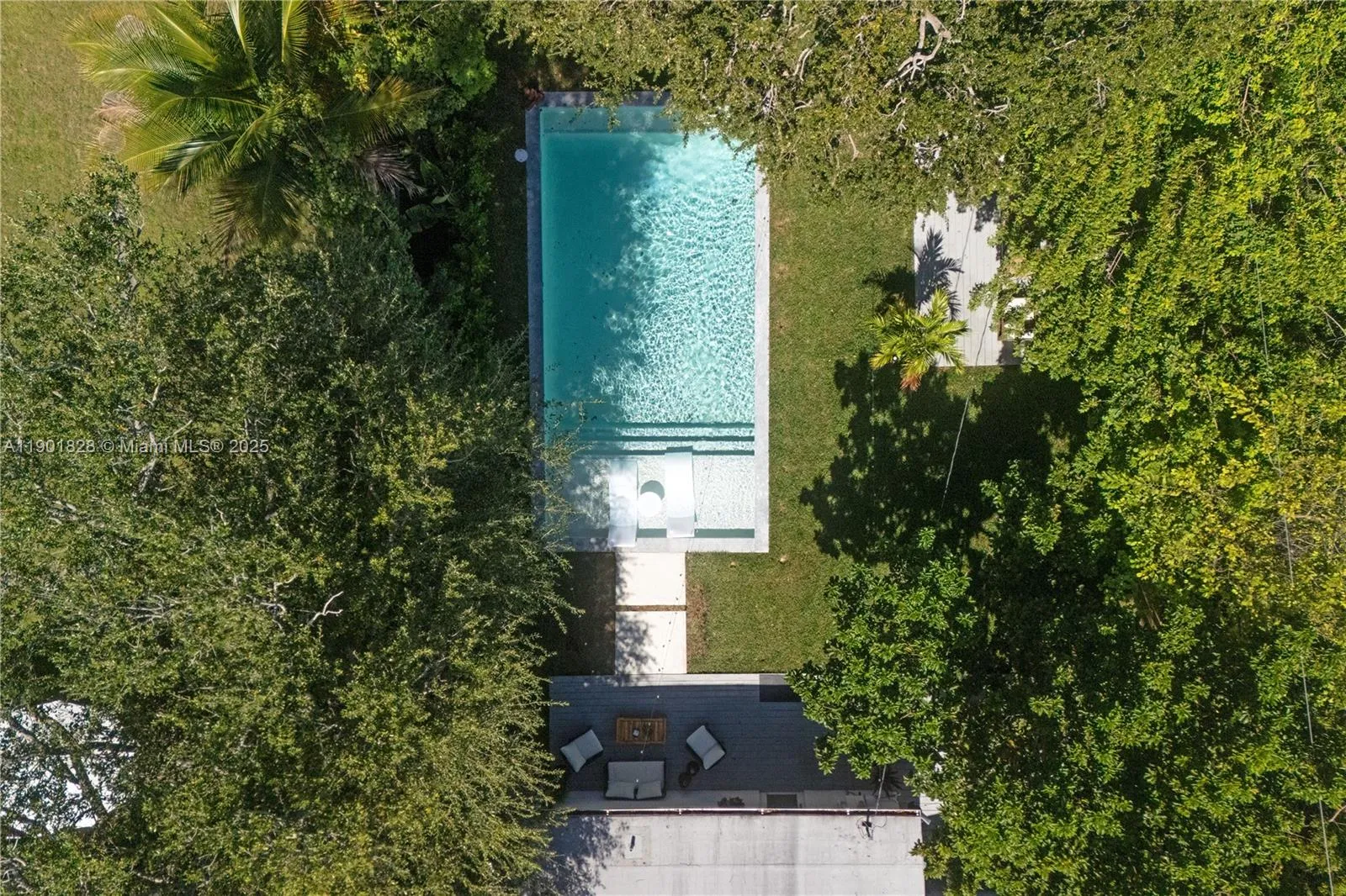 4 bedroom 2 bath for sale at 11 NW 45th St, Miami FL 33127