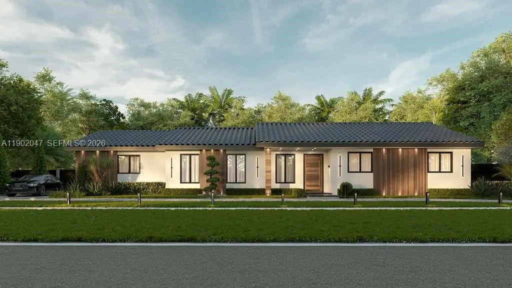 6 bedroom 4 bath for sale at 15321 SW 82nd Ave, Palmetto Bay FL 33157