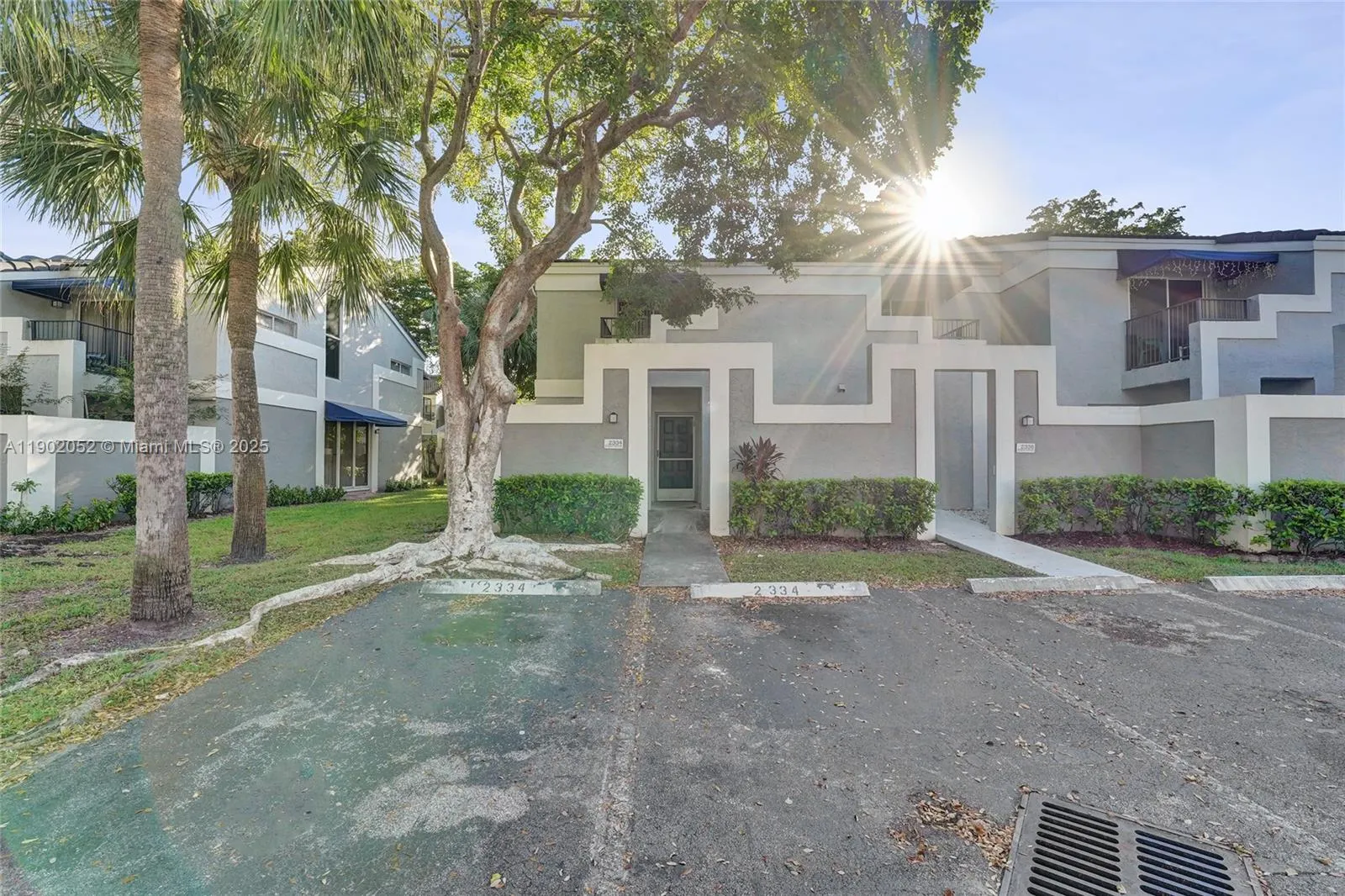 2334 SW 82nd Ter, North Lauderdale FL 33068