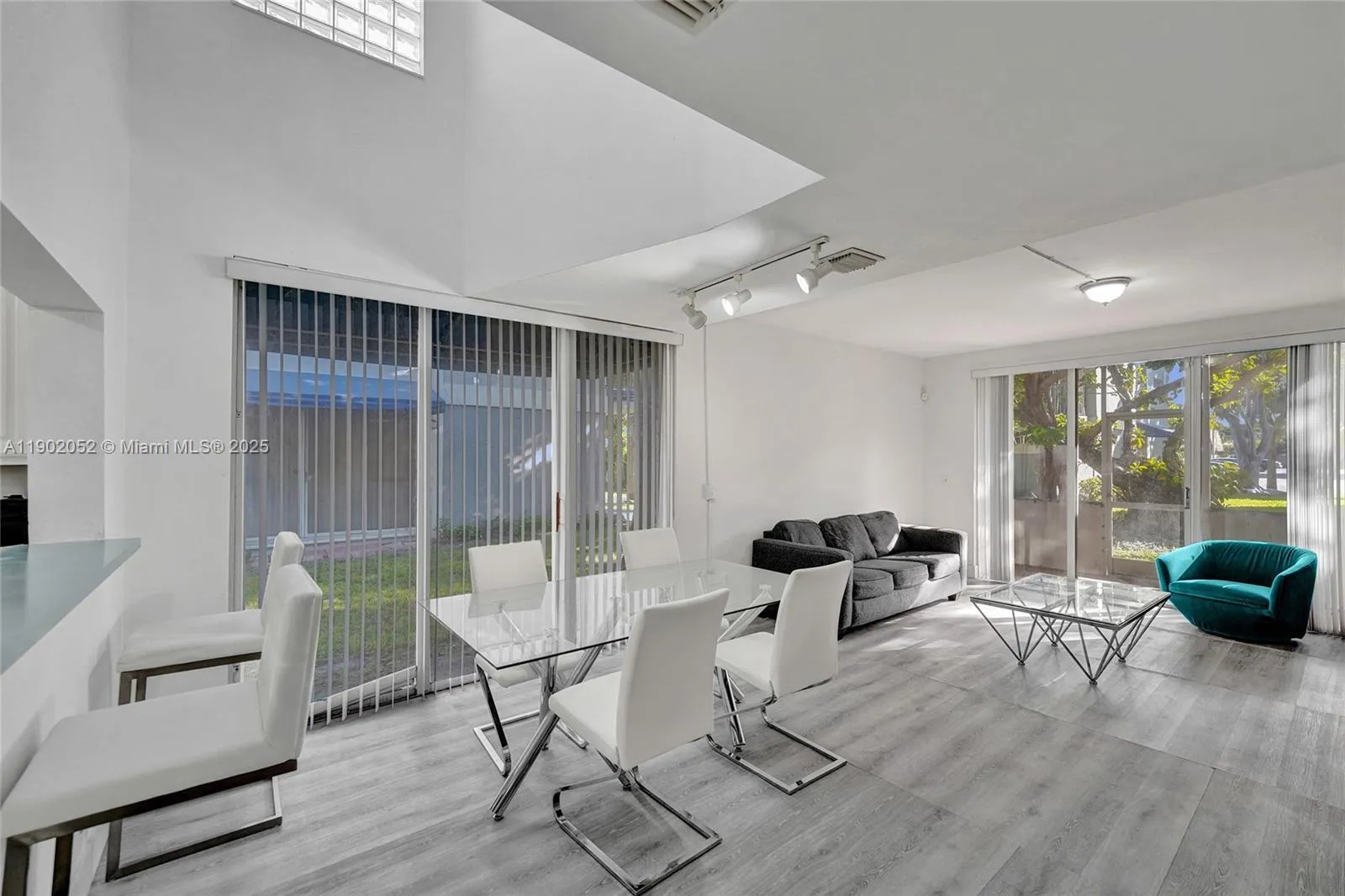 2334 SW 82nd Ter, North Lauderdale FL 33068