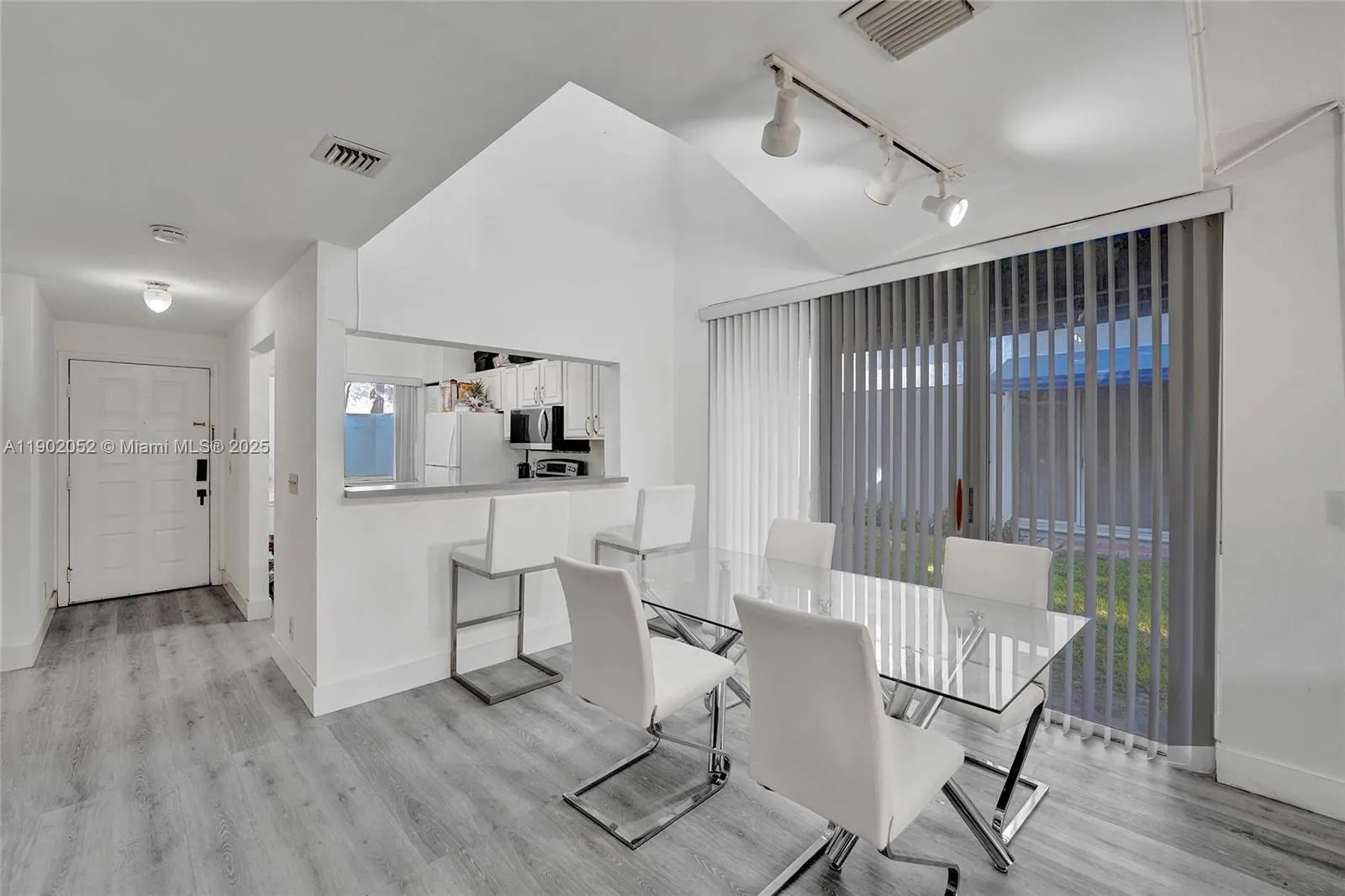 2334 SW 82nd Ter, North Lauderdale FL 33068