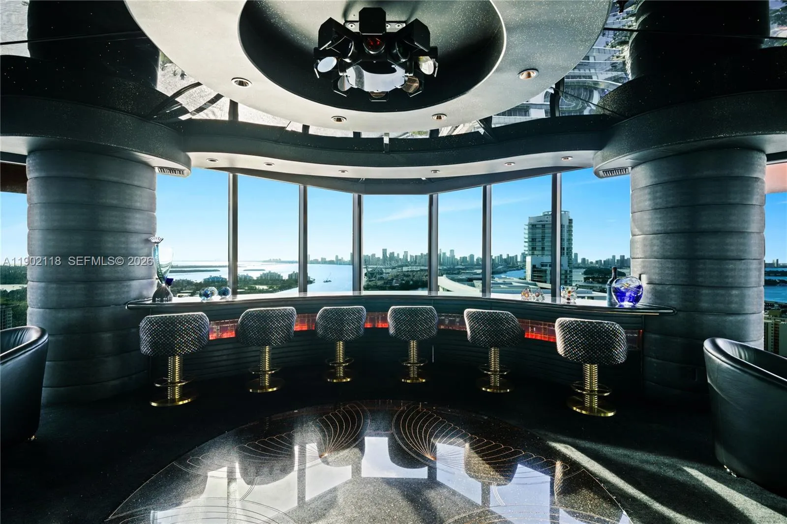 300 S Pointe Dr # 3103, Miami Beach FL 33139