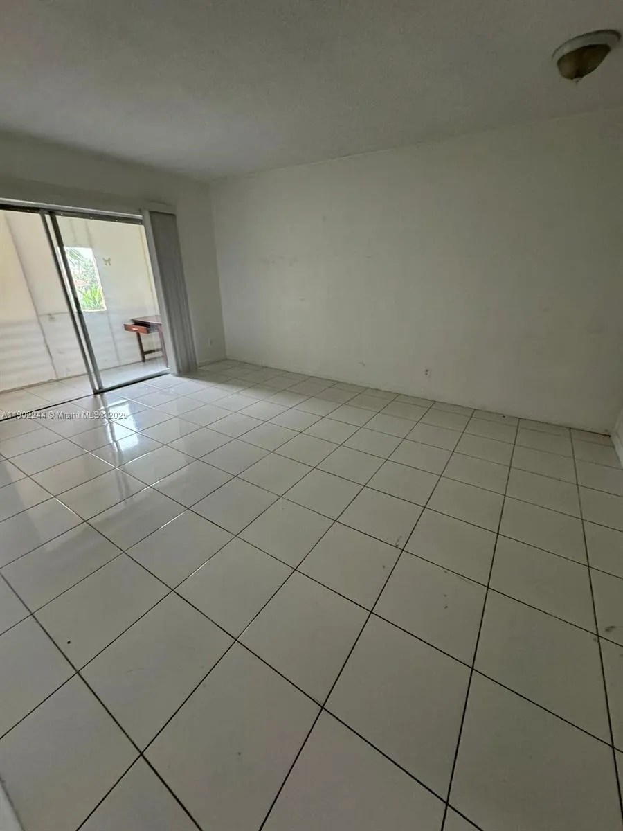 20201 NE 29th Ct # D329, Aventura FL 33180