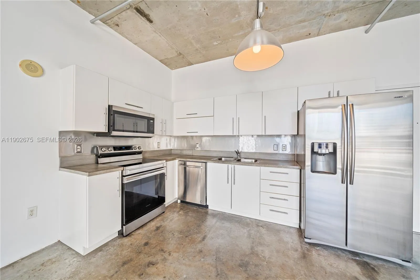444 NE 30th St # 702, Miami FL 33137