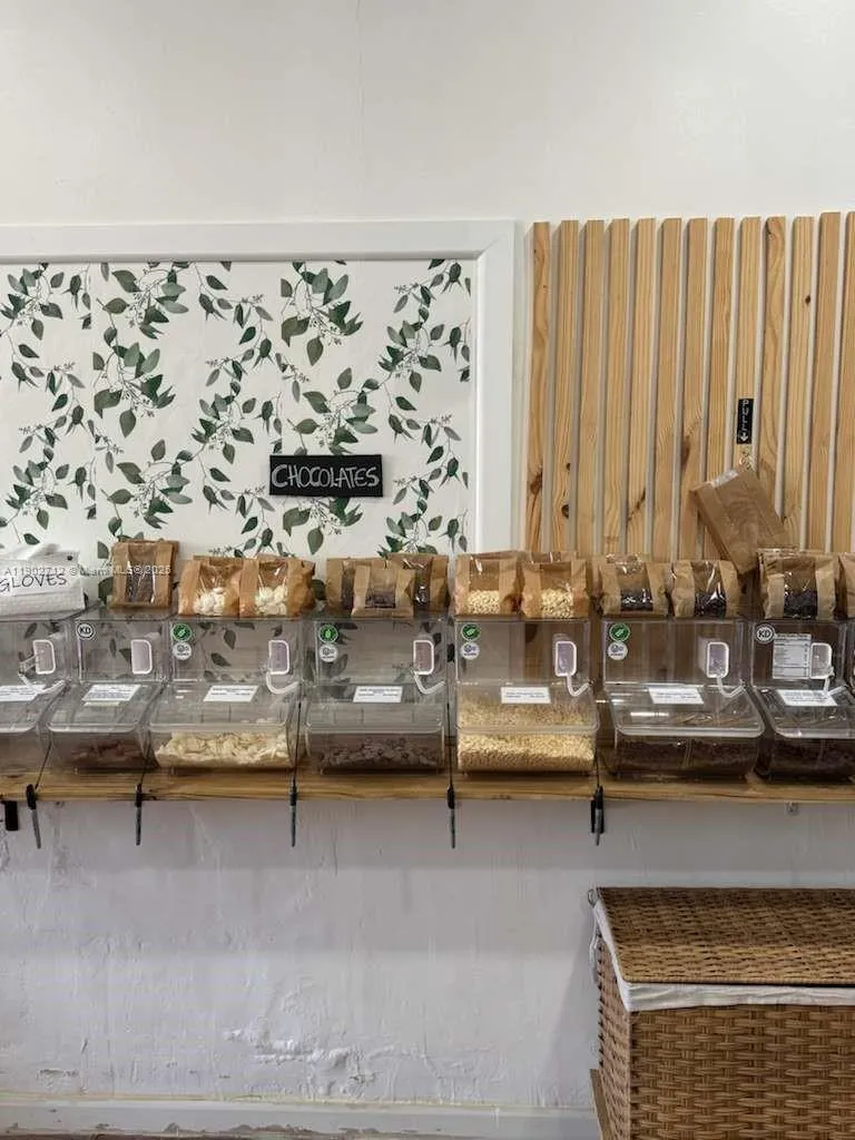 North Bay Village, Miami Beach FL 33141