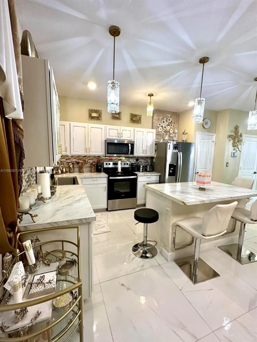 1130 SW 6th Ct # 1130, Florida City FL 33034
