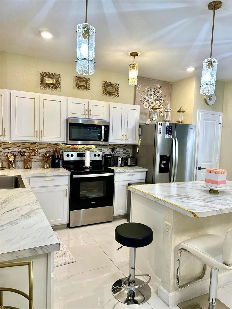 1130 SW 6th Ct # 1130, Florida City FL 33034
