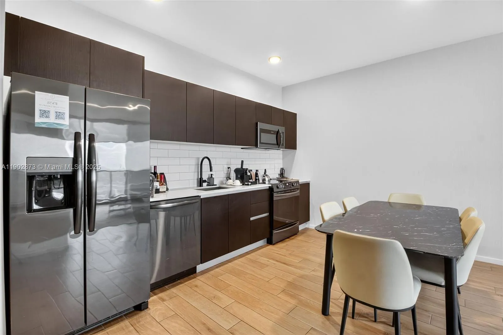 398 NE 5th St # 4719, Miami FL 33132
