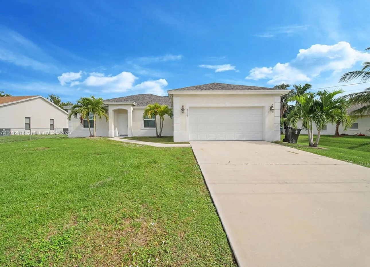 6709 NW Dorothy St, Saint Lucie West FL 34983