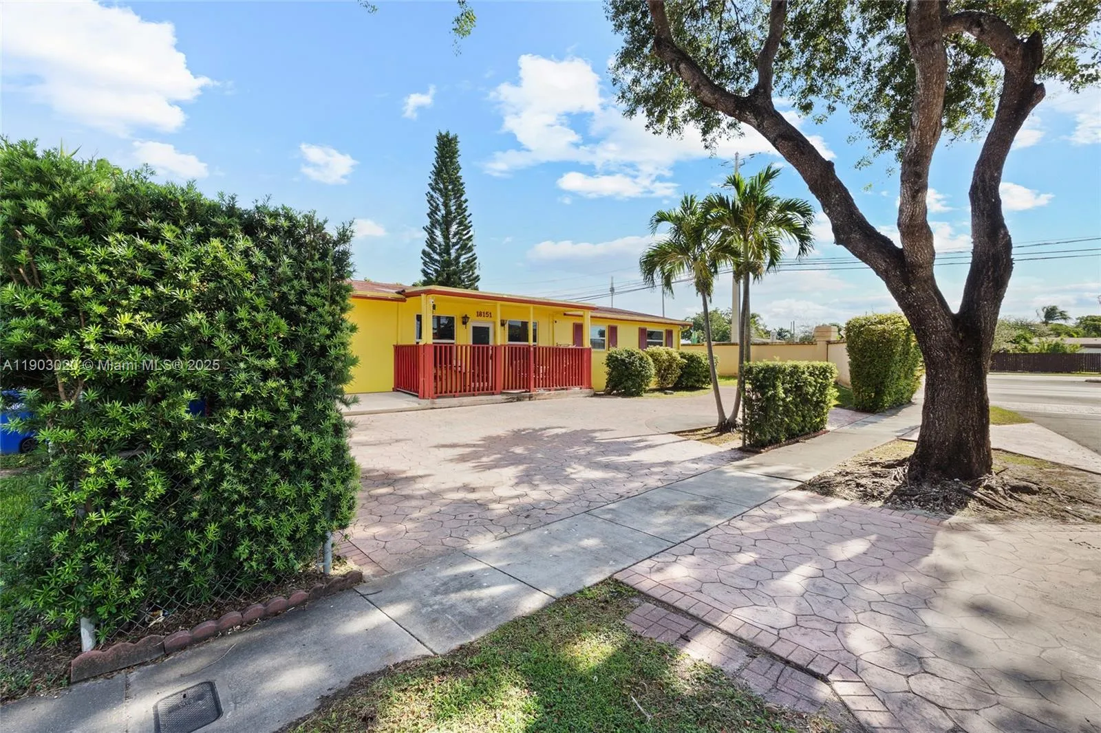 18151 NE 9th Ct, North Miami Beach FL 33162