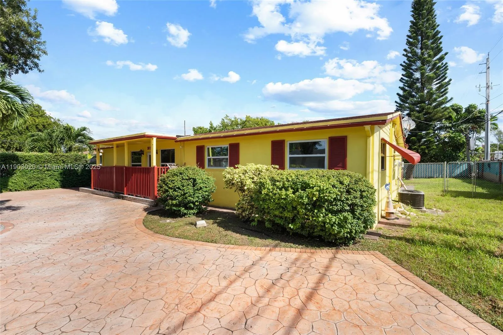18151 NE 9th Ct, North Miami Beach FL 33162
