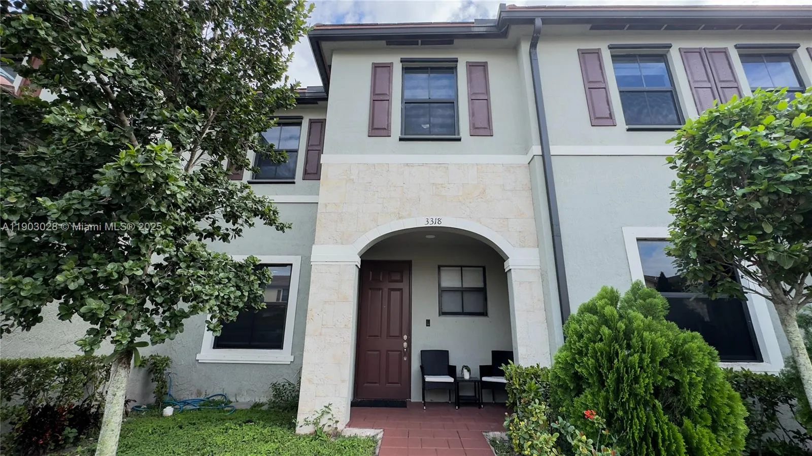 3 bedroom 2 bath for sale at 3318 W 106th Ter, Hialeah FL 33018