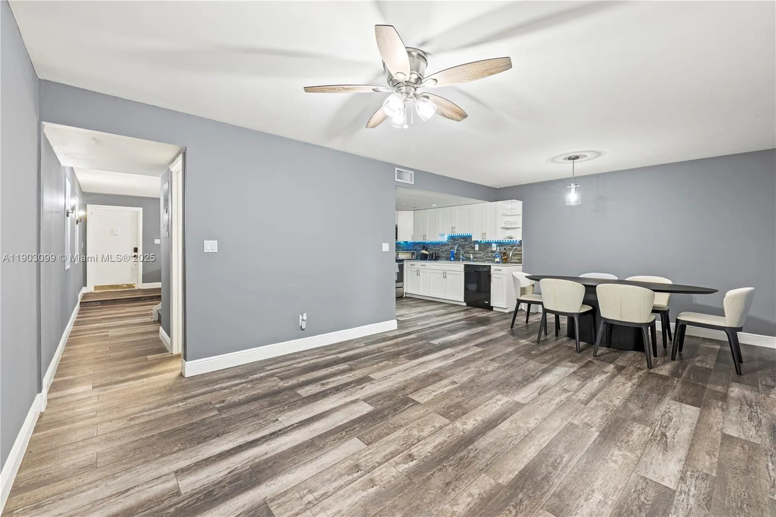 33 Madrid Ln # 9, Davie FL 33324