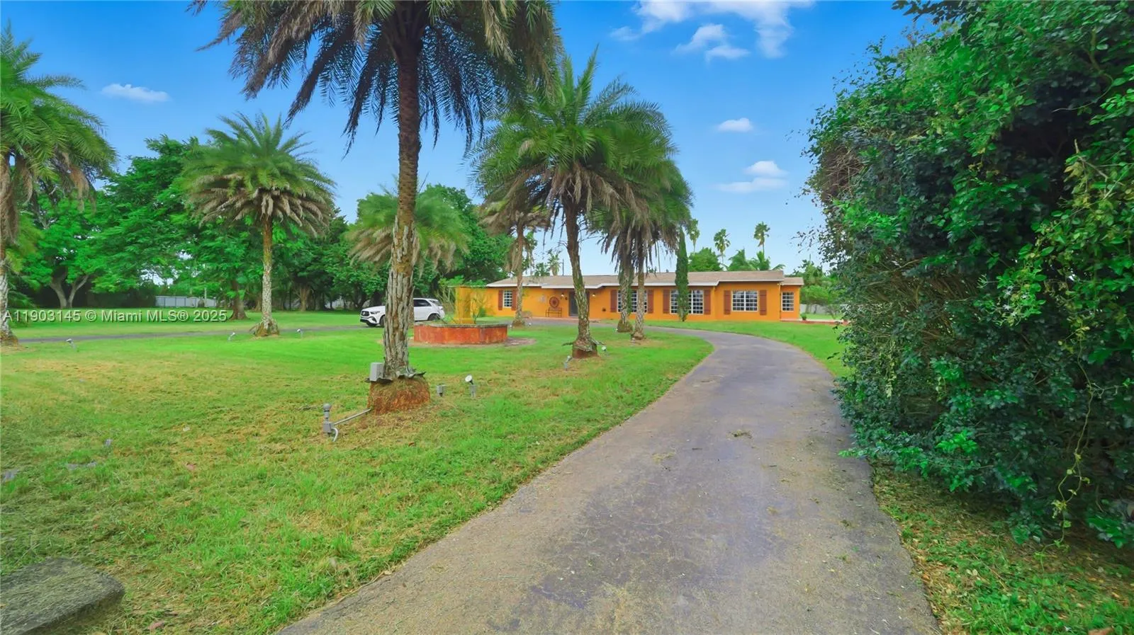 16255 SW 216th St, Miami FL 33170