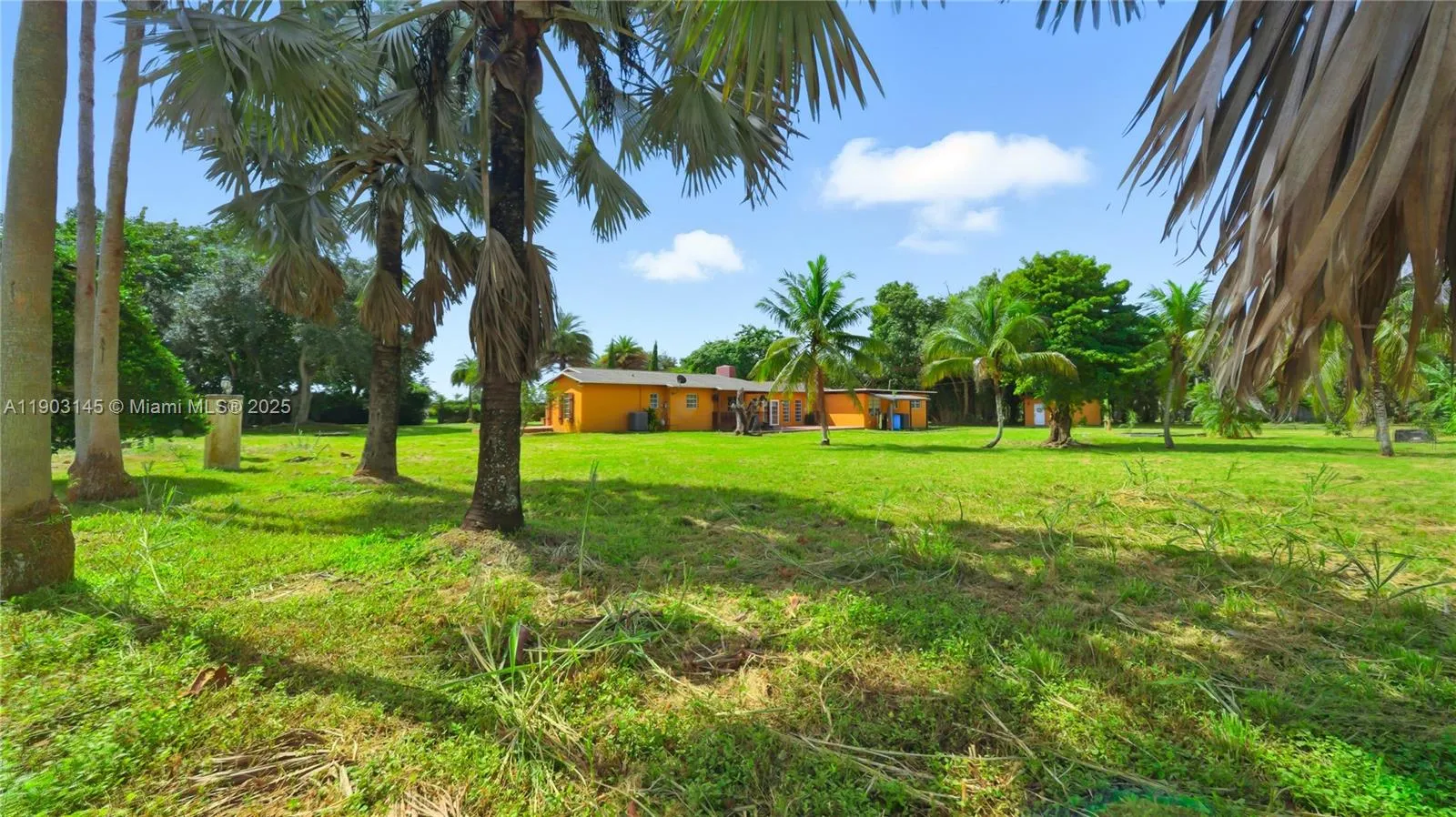 16255 SW 216th St, Miami FL 33170