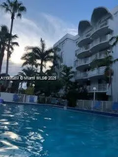 488 NW 165th St Rd # 112, Miami FL 33169