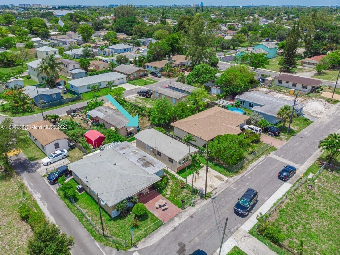 805 NW 3rd Ter # 1, Hallandale Beach FL 33009