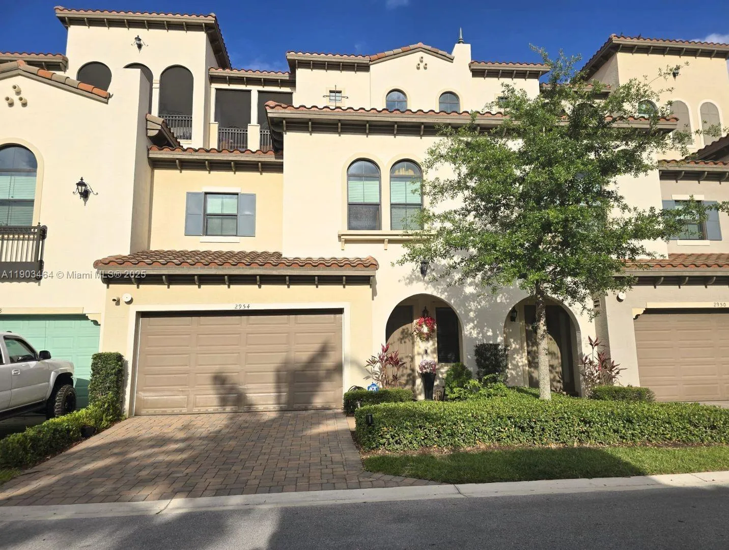 4 bedroom 3 bath for sale at 2954 NW 124th Way, Sunrise FL 33323