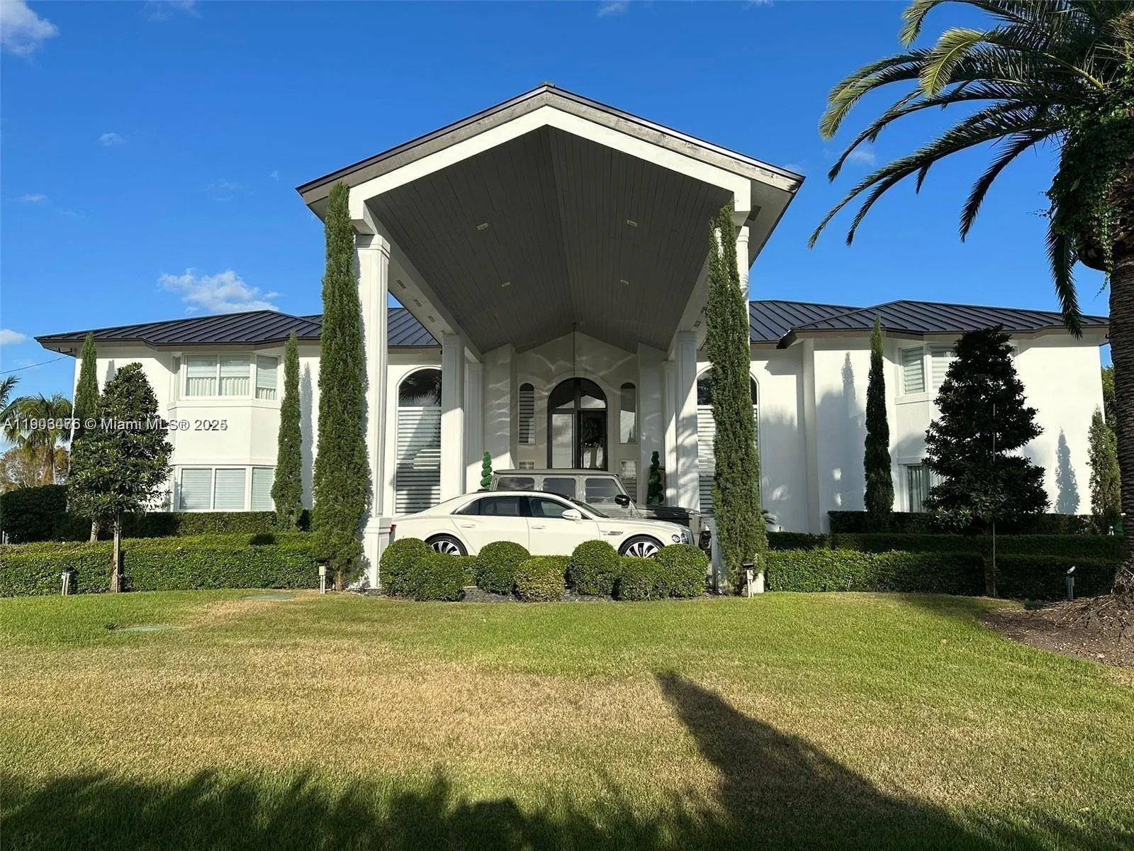 7 bedroom 7 bath for sale at 15 SW 124th Ave, Miami FL 33184