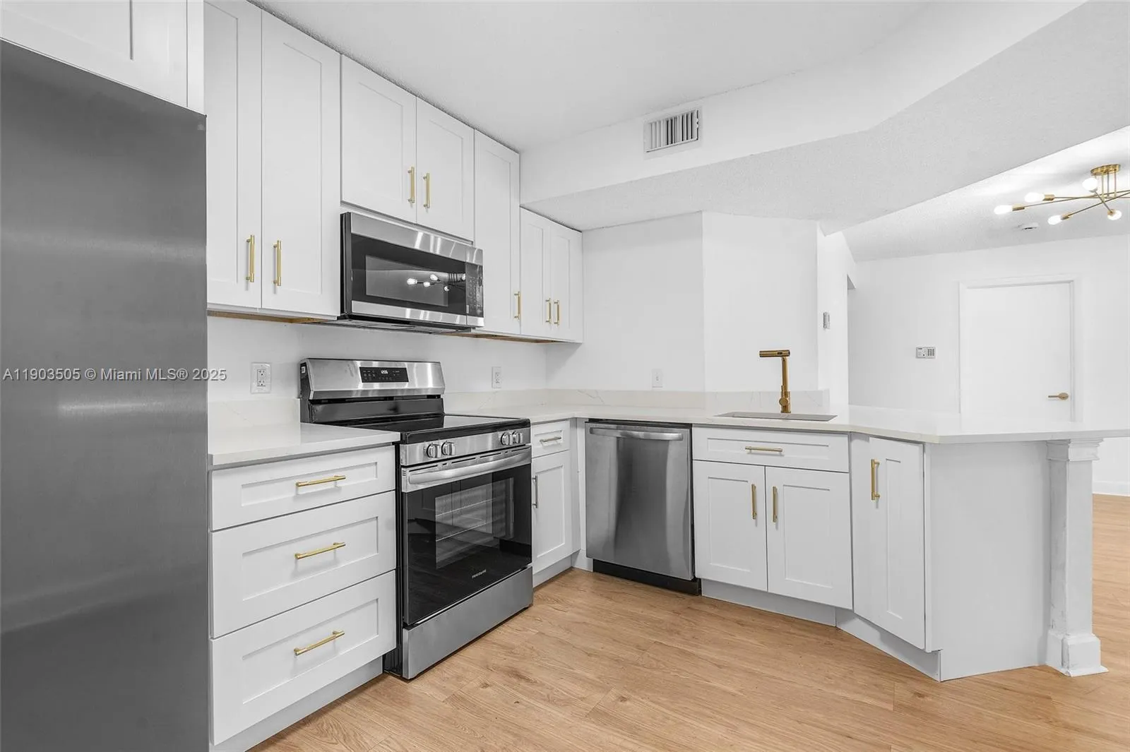 8721 Wiles Rd # 105, Coral Springs FL 33067