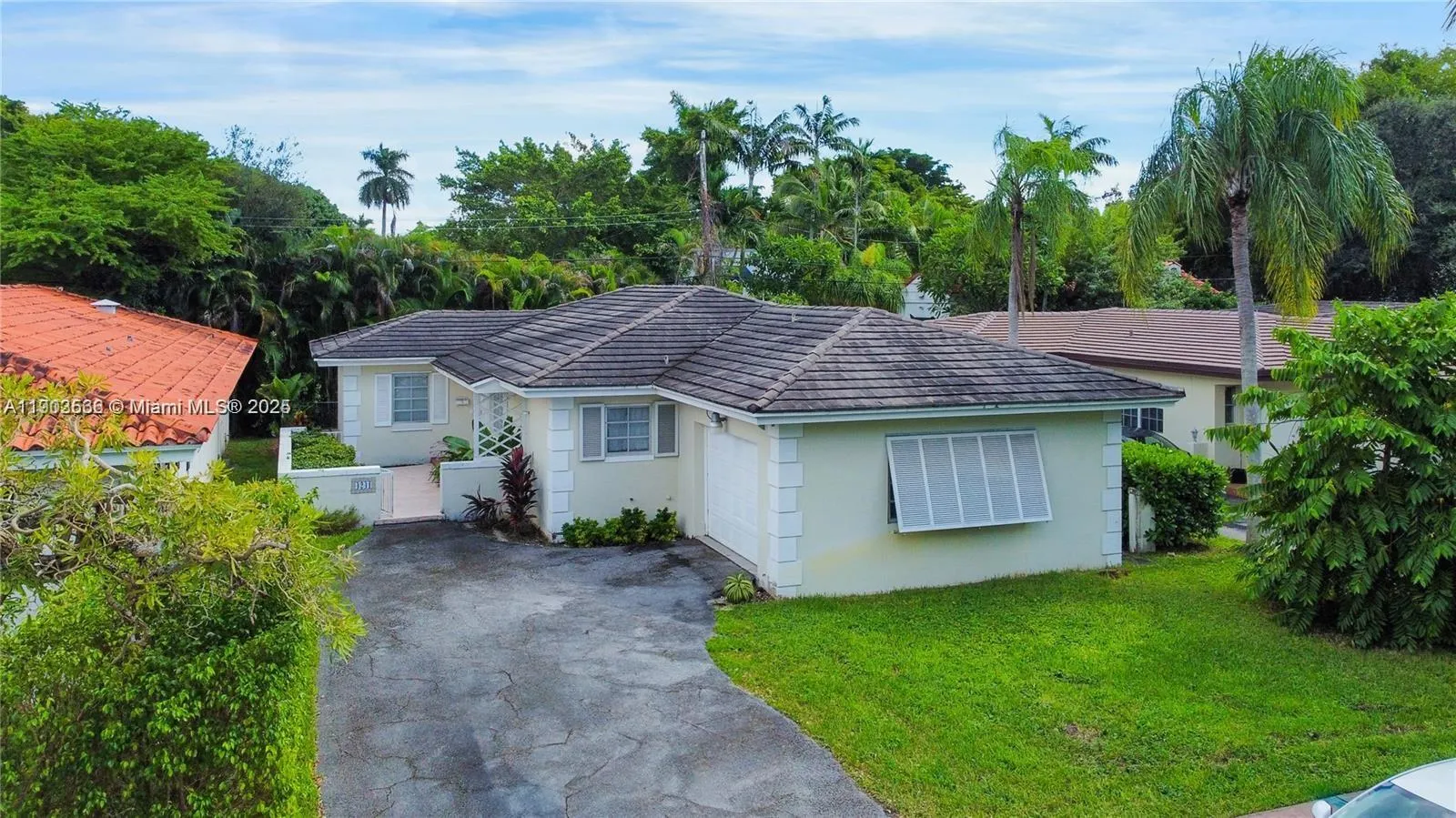 3 bedroom 2 bath for sale at 4241 Red Rd, Coral Gables FL 33134