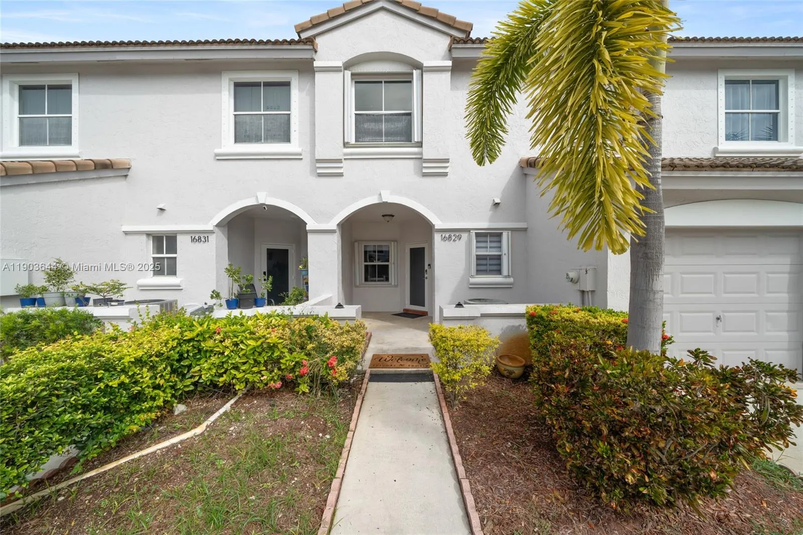 16829 SW 1st Mnr, Pembroke Pines FL 33027