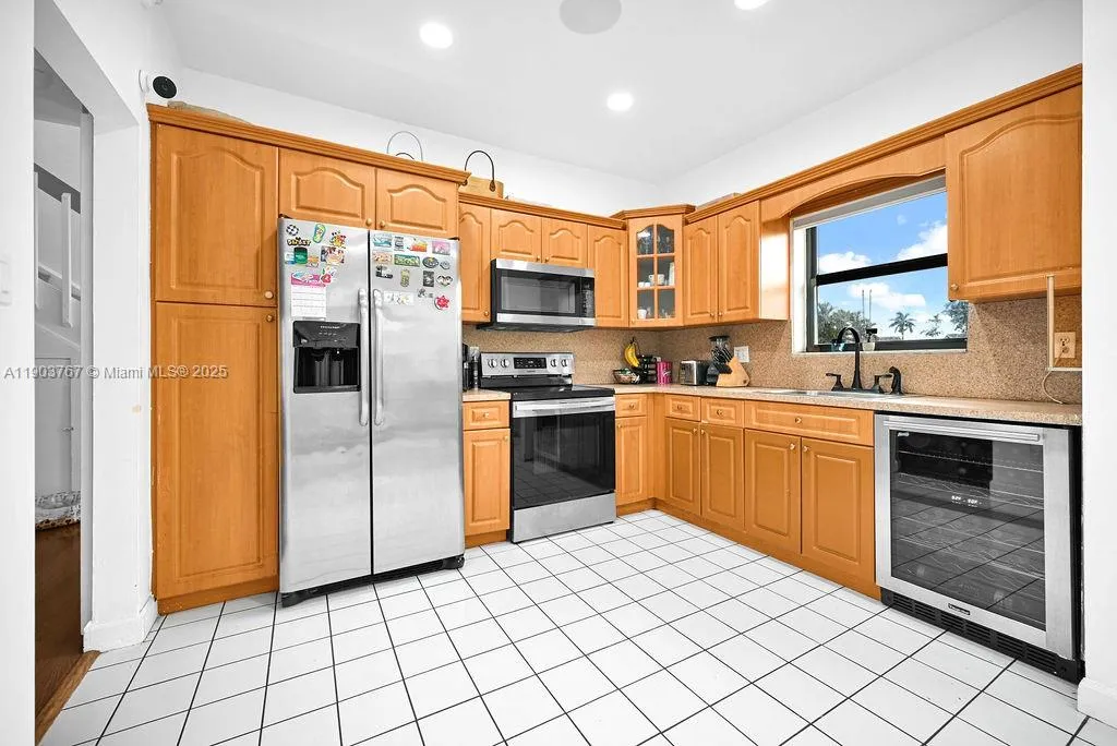 6590 SW 152nd Pl # 90, Miami FL 33193