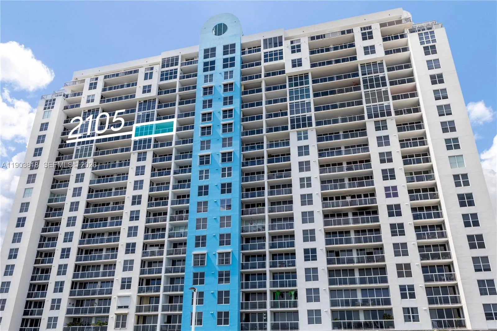 1 bedroom 1 bath for sale at 1800 Sunset Harbour Dr # 2105, Miami Beach FL 33139