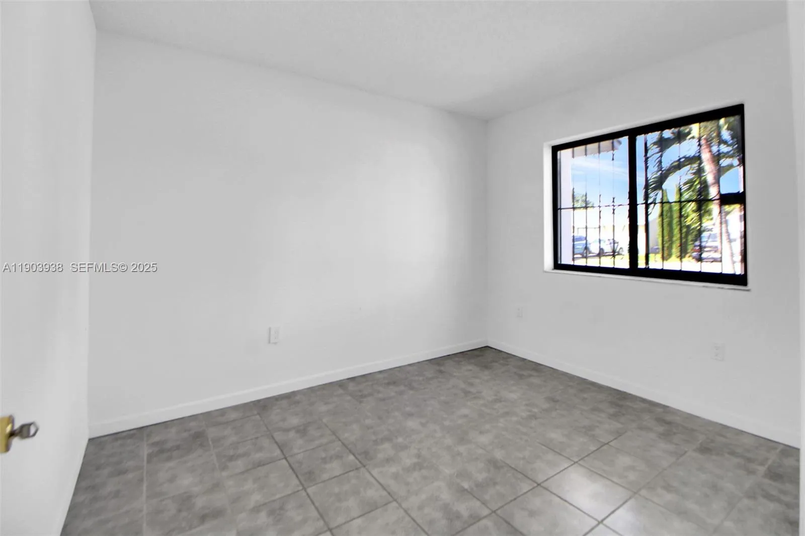 13224 SW 253rd Ter, Miami FL 33032