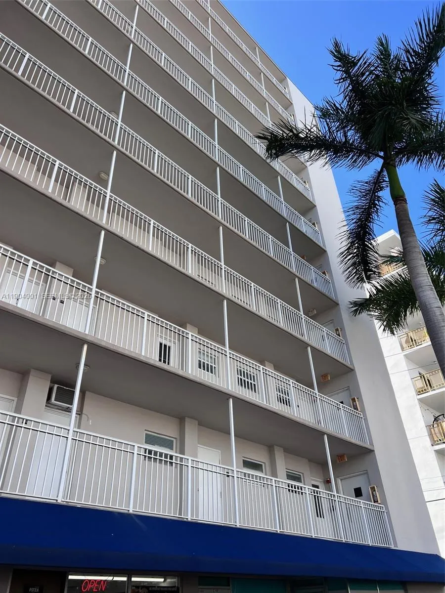 1300 Lincoln Rd # D304, Miami Beach FL 33139