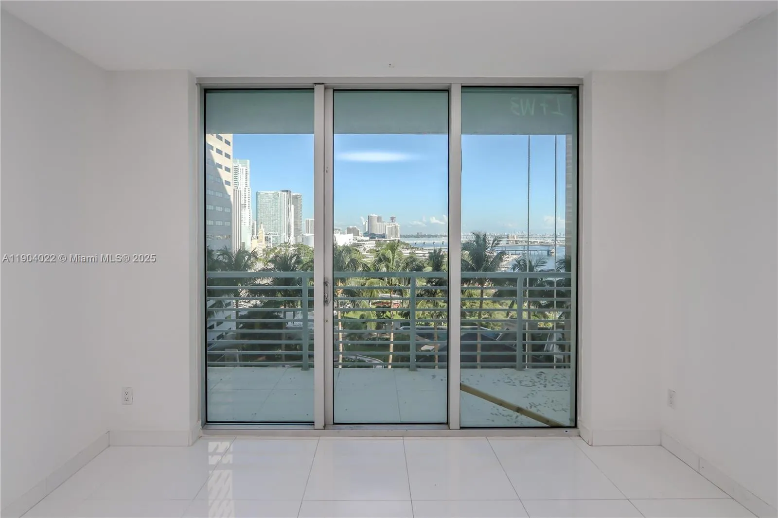 2 bedroom 2 bath for sale at 325 S Biscayne Blvd # 1722, Miami FL 33131