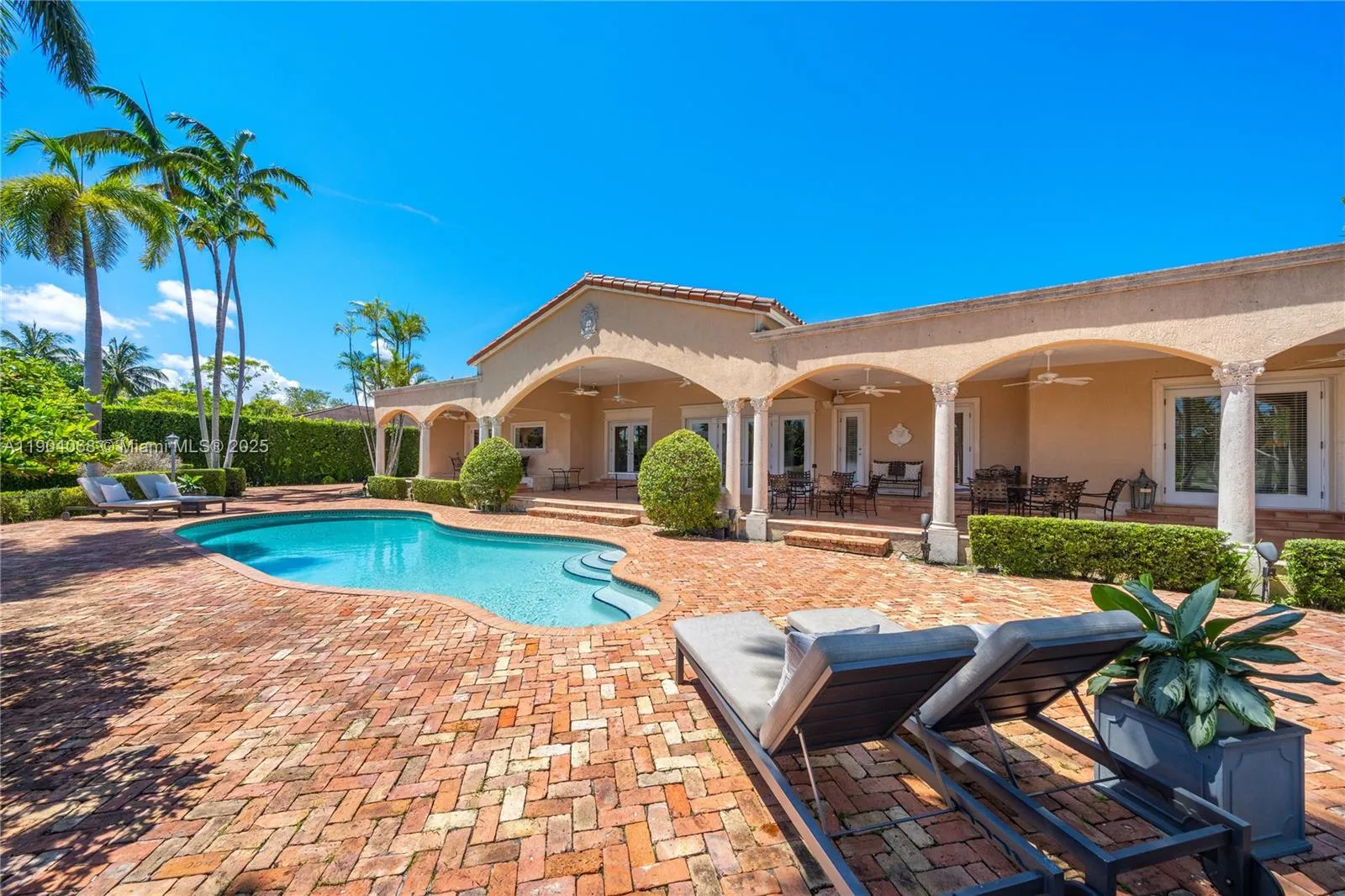 600 Marquesa Dr, Coral Gables FL 33156