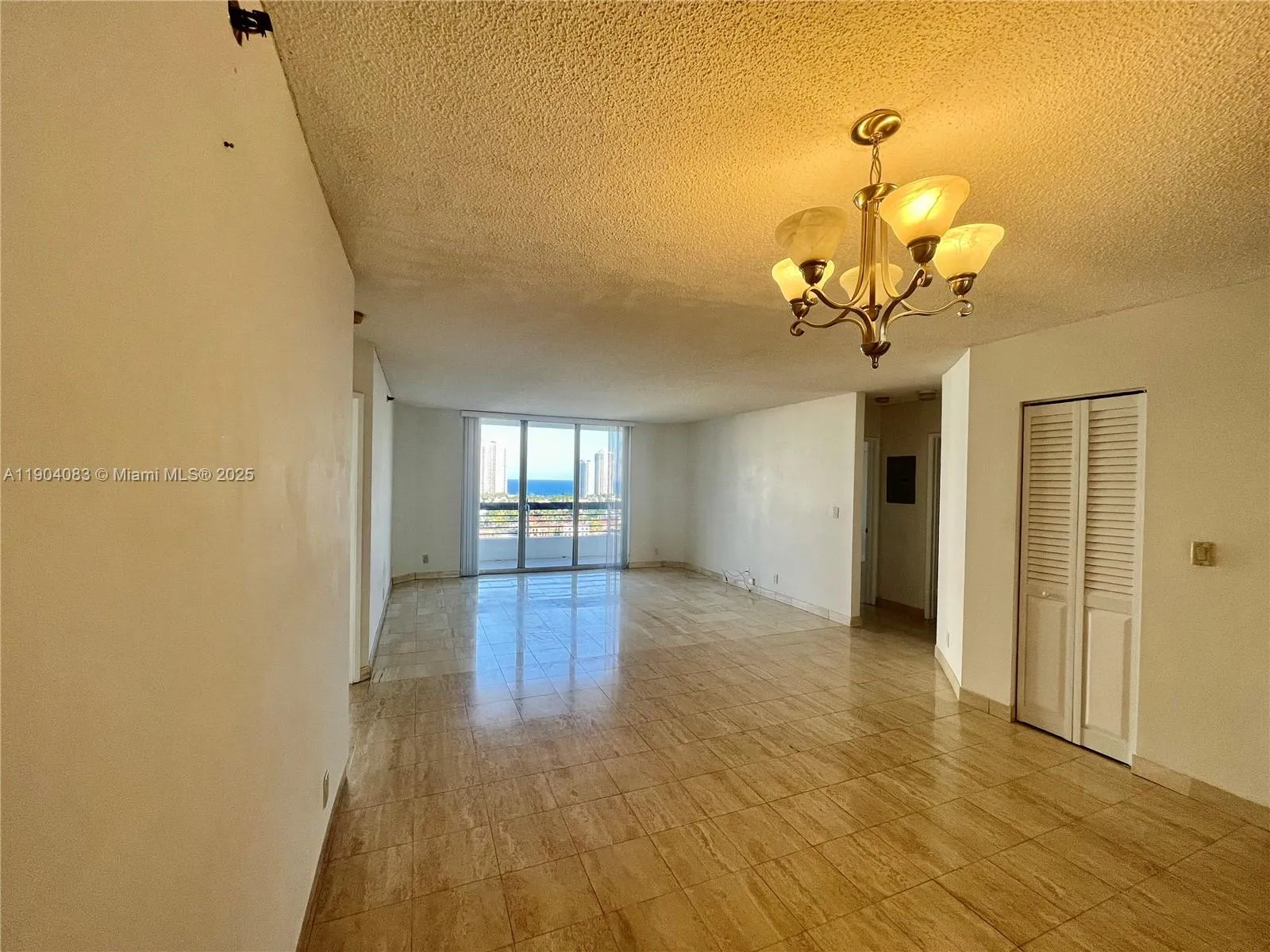 3600 Mystic Pointe Dr # 1717, Aventura FL 33180