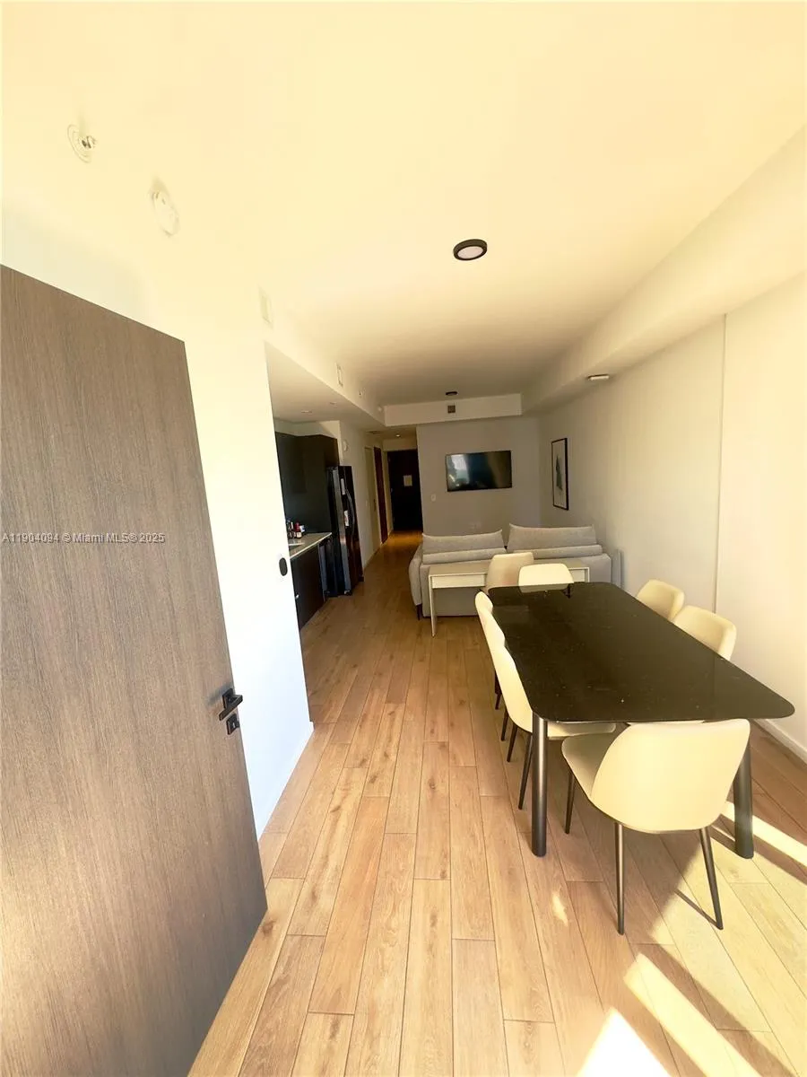 398 NE 5th Street # 2114, Miami FL 33132