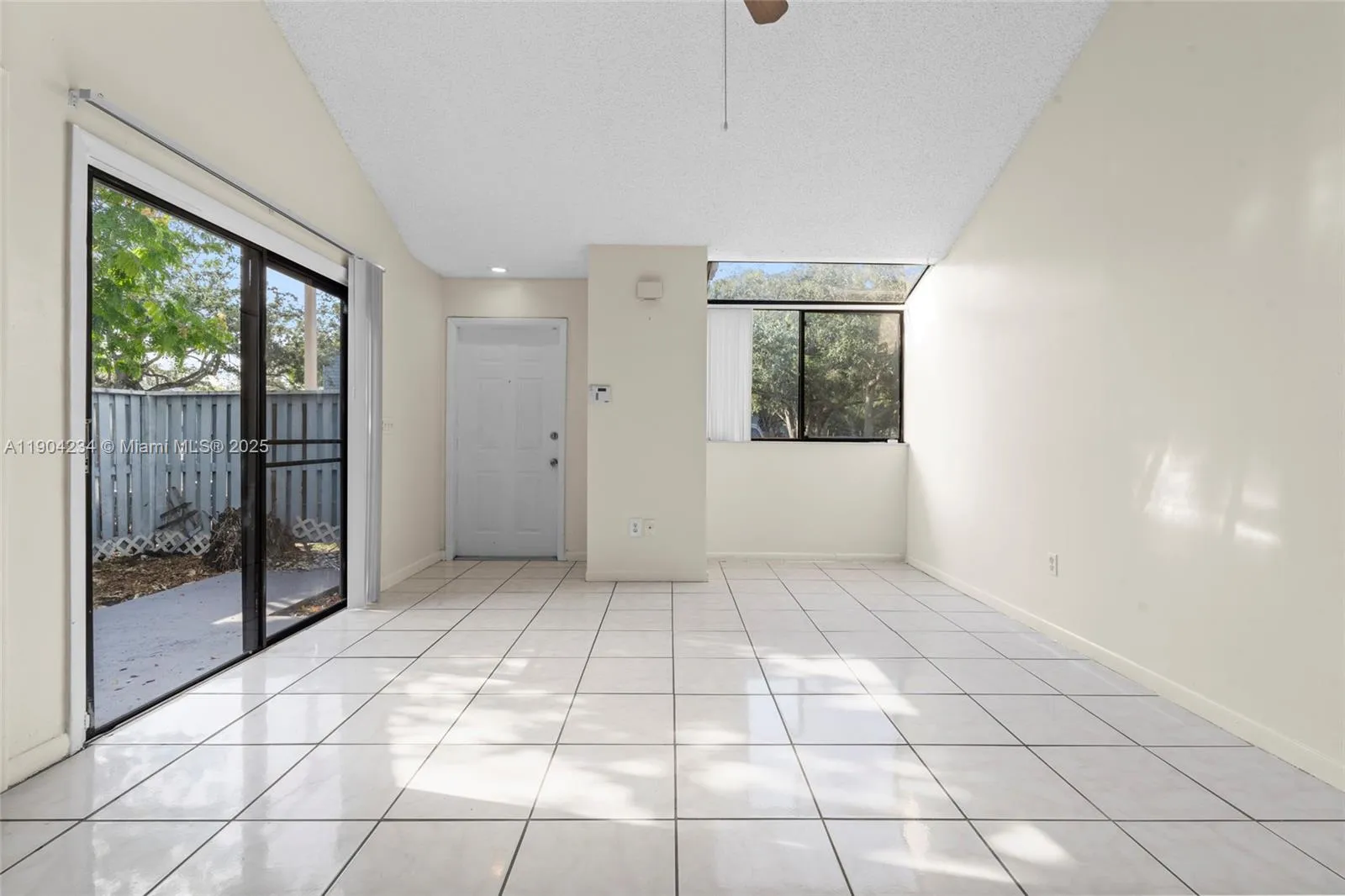 2 bedroom 2 bath for sale at 1903 Players Pl, North Lauderdale FL 33068