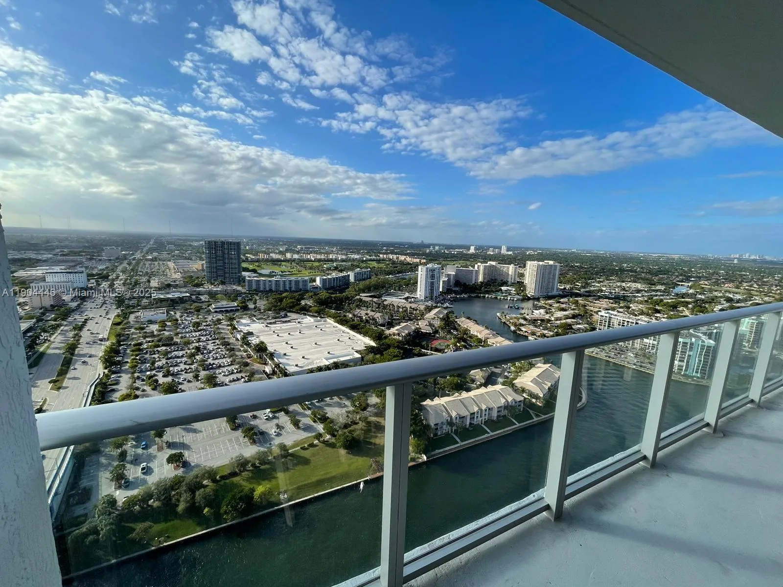 4010 S Ocean Dr # R3306, Hollywood FL 33019
