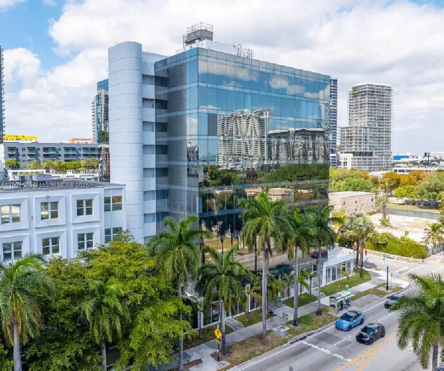 3050 Biscayne Blvd # 702, Miami FL 33137