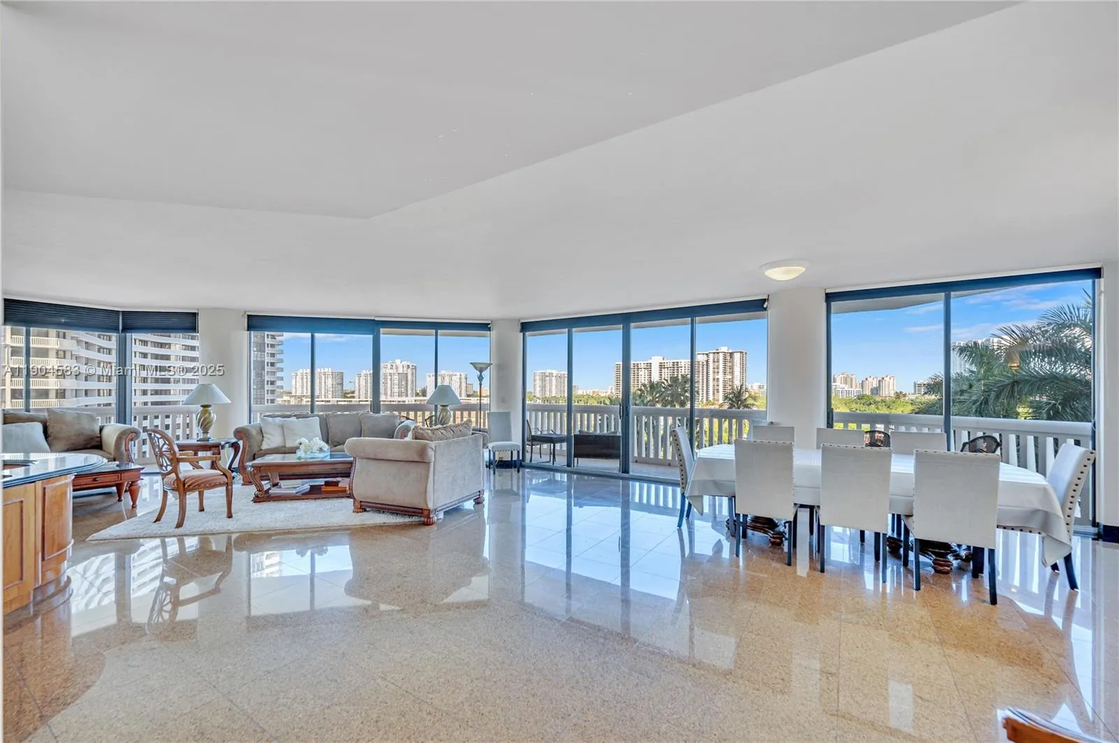 2000 Island Blvd # 806, Aventura FL 33160