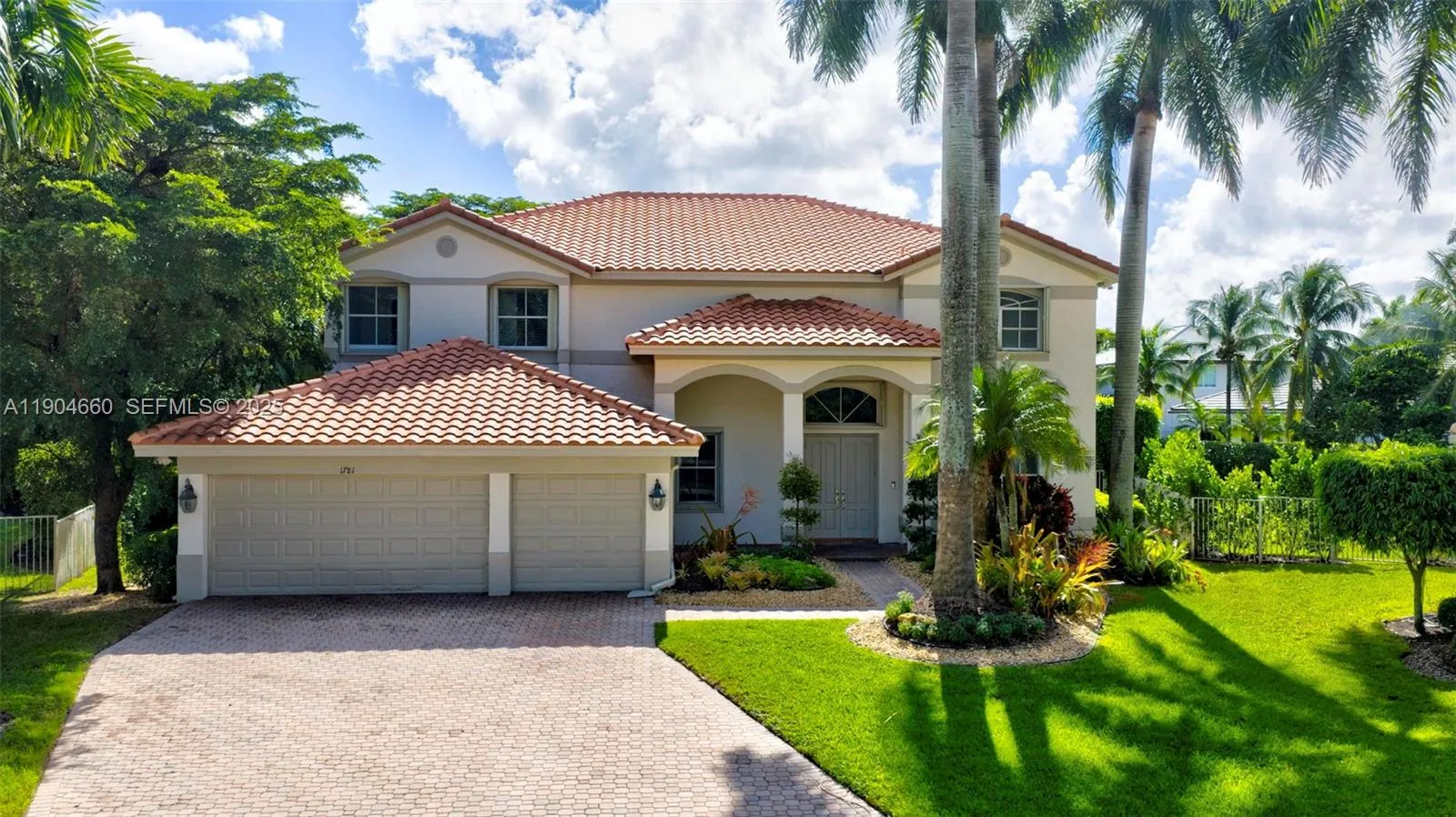 5 bedroom 5 bath for sale at 1781 Harbor Pointe Cir, Weston FL 33327