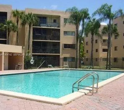 8760 SW 133rd Ave Rd # 318, Miami FL 33183