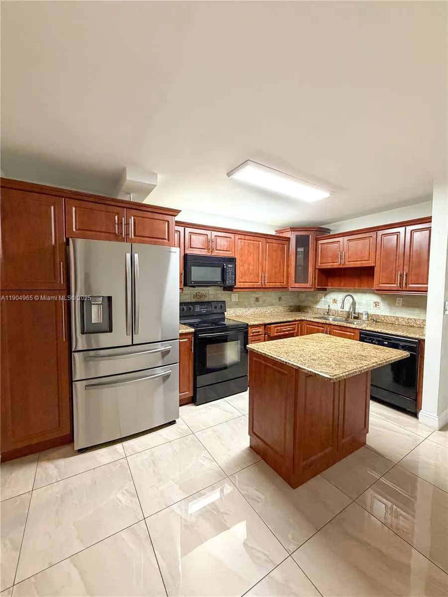 1790 SW 122nd Pl # X, Miami FL 33175
